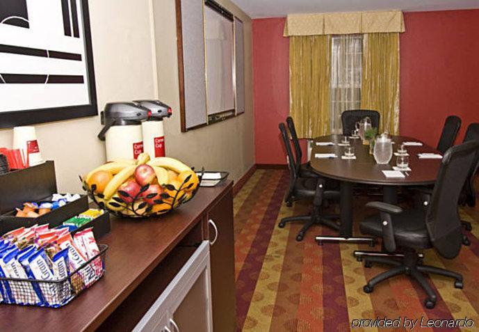 Towneplace Suites Fresno Restaurant photo
